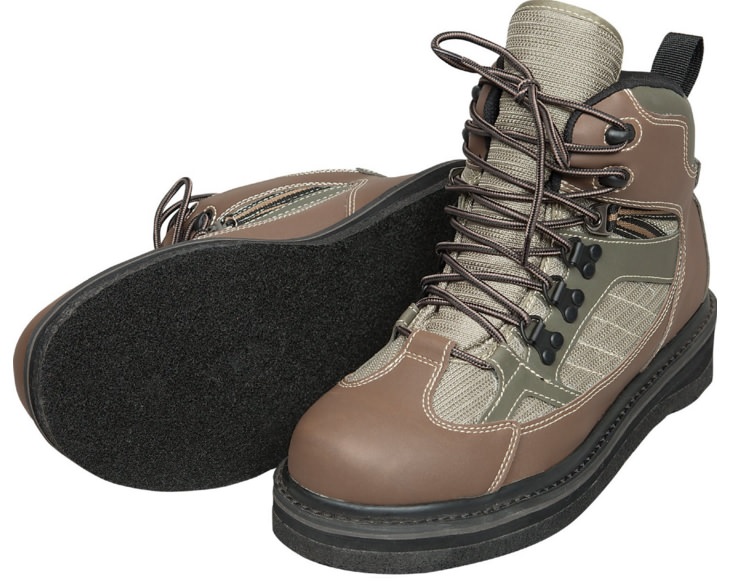 Wading boots for fly fishing