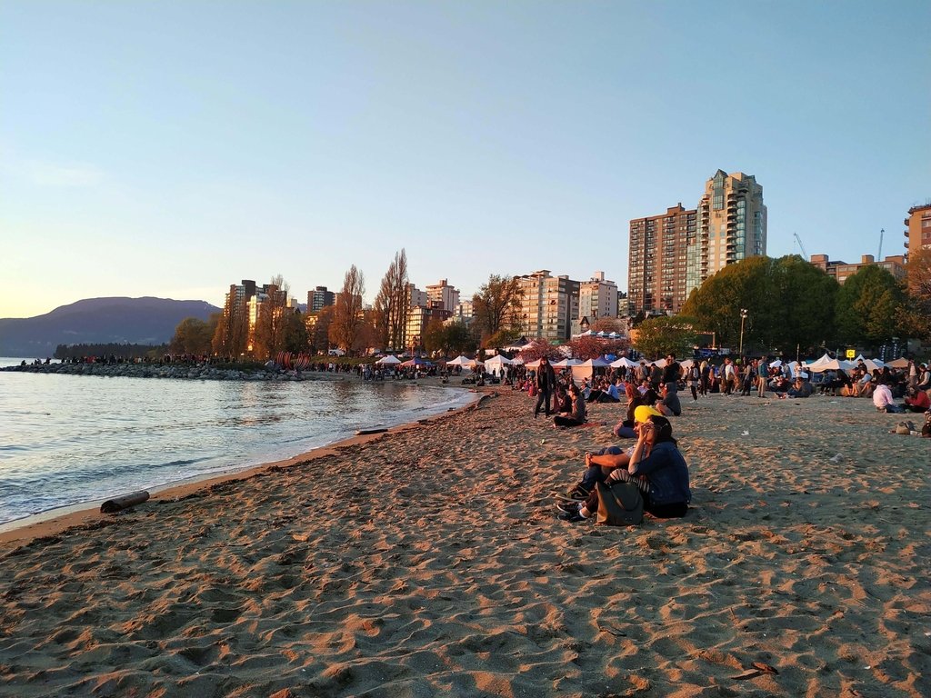 people enjoying in the sunset beach park