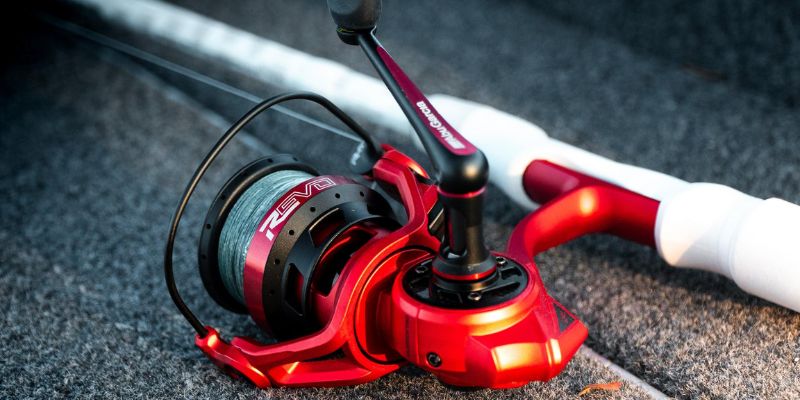 Revo Rocket Spinning Reel